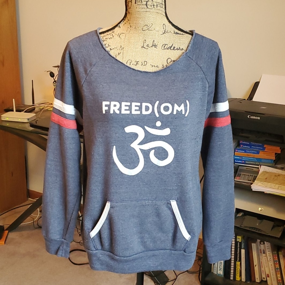 FREED(OM) Sweatshirt with kangaroo pouch size L